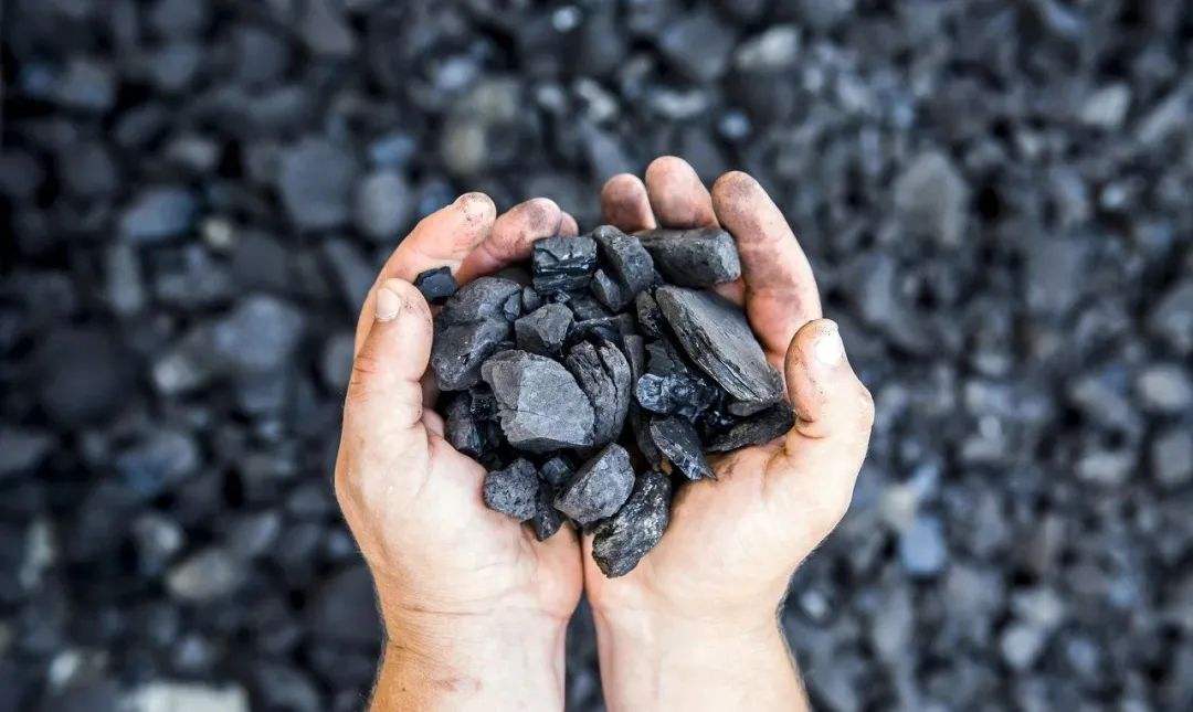 国家发改委：加大清洁煤供应，保证群众温暖过冬